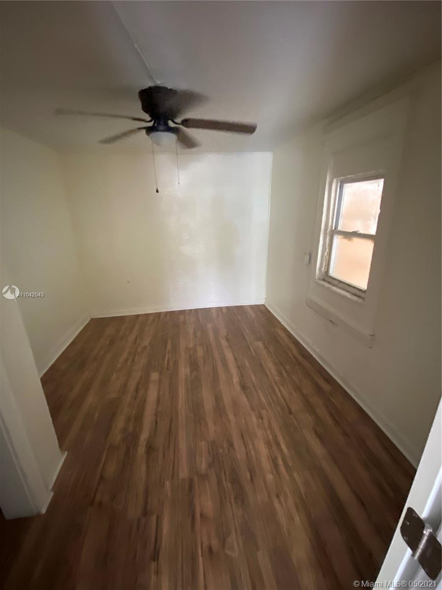 See details / 1438 sq. ft. $ 2021-05-13 0 Photo