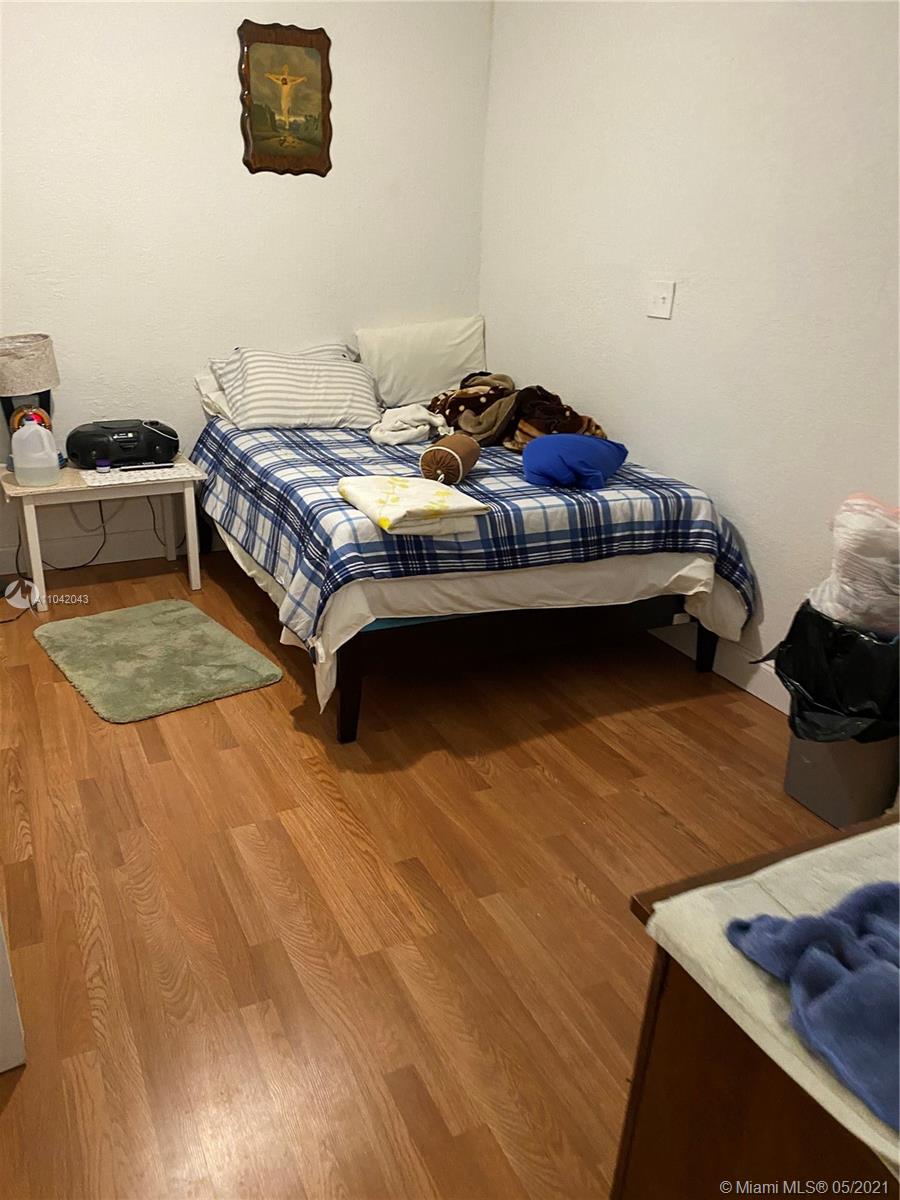 See details / 1438 sq. ft. $ 2021-05-13 0 Photo
