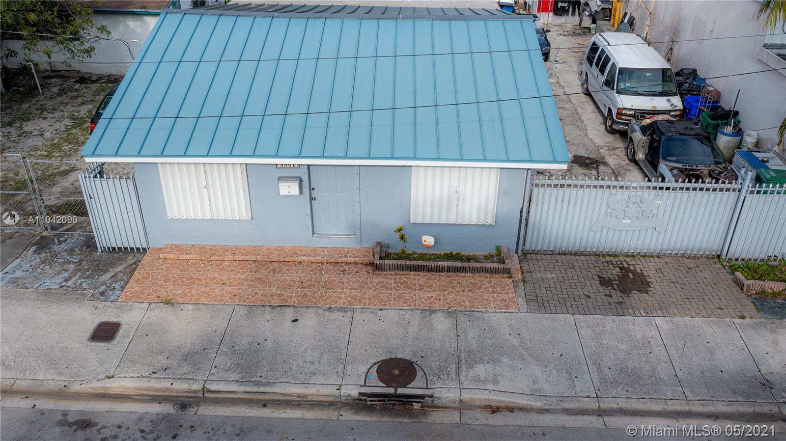 See details / sq. ft. $ 2021-05-13 0 Photo