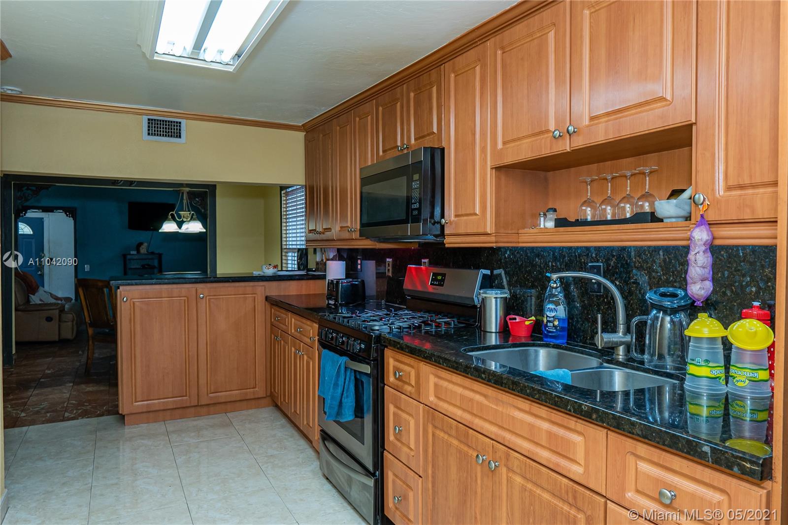See details / sq. ft. $ 2021-05-13 0 Photo