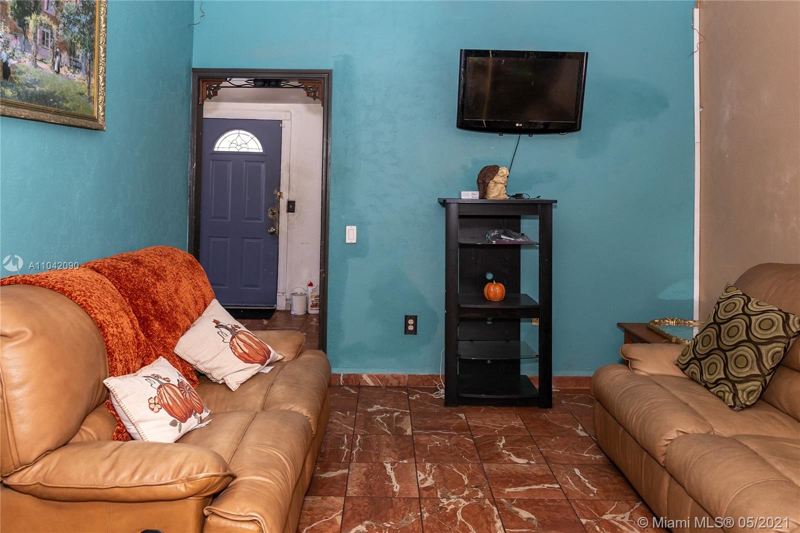 See details / sq. ft. $ 2021-05-13 0 Photo