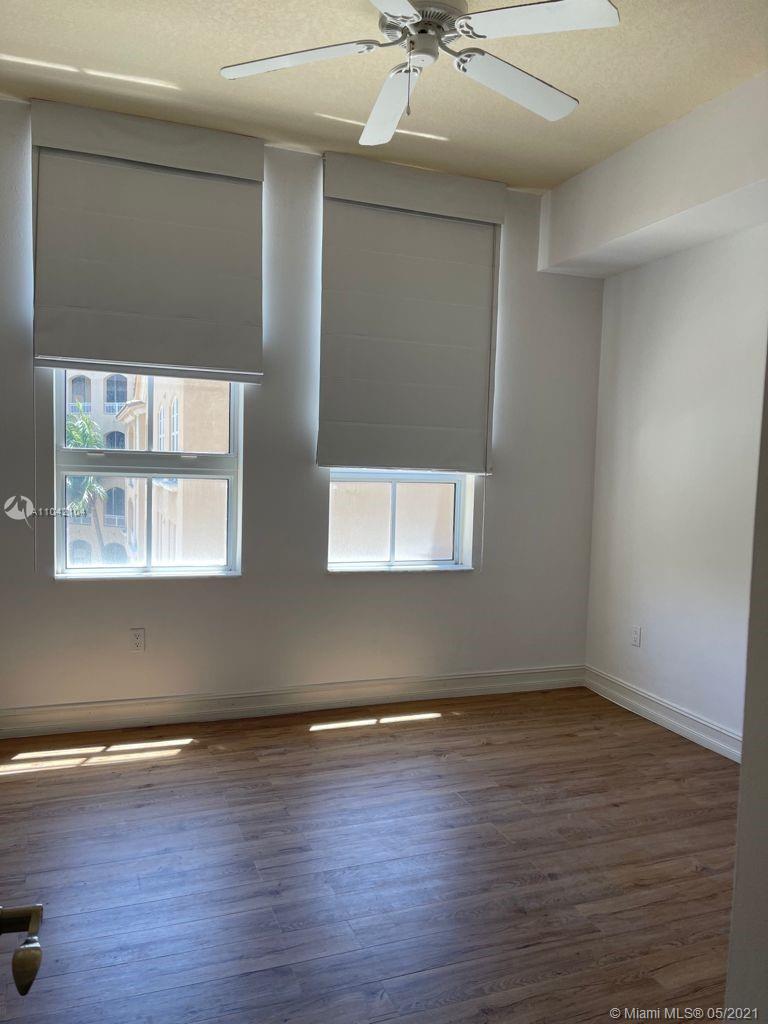 Photo of 3001 185th St #432, Aventura, Florida, 33180 -