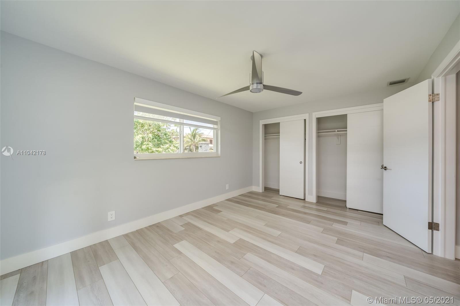 See details / 3281 sq. ft. $ 2021-05-13 0 Photo