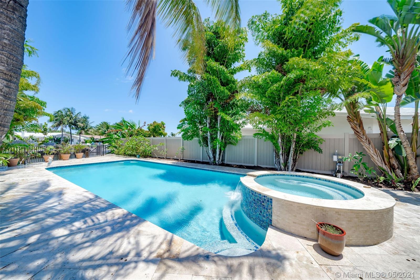 See details / 3281 sq. ft. $ 2021-05-13 0 Photo