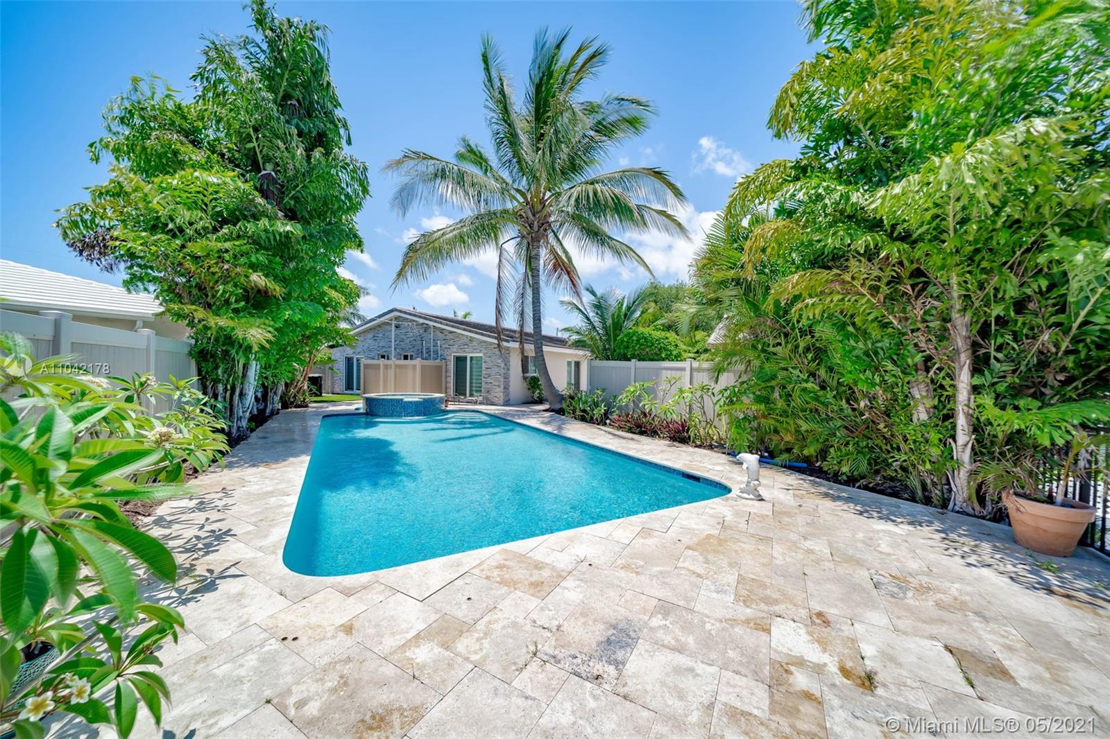 See details / 3281 sq. ft. $ 2021-05-13 0 Photo