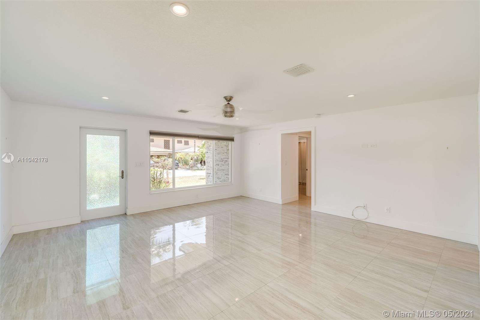 See details / 3281 sq. ft. $ 2021-05-13 0 Photo