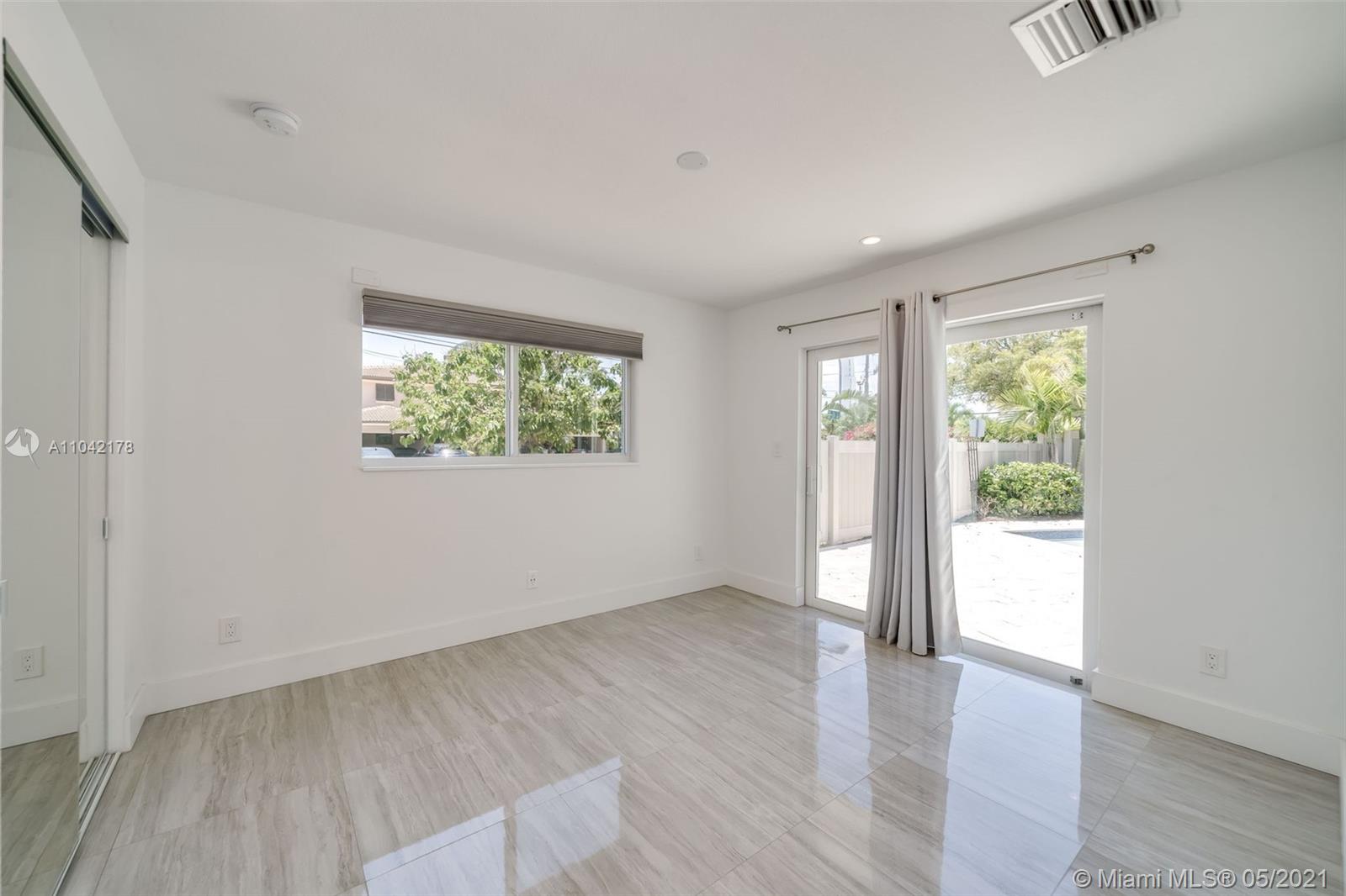 See details / 3281 sq. ft. $ 2021-05-13 0 Photo