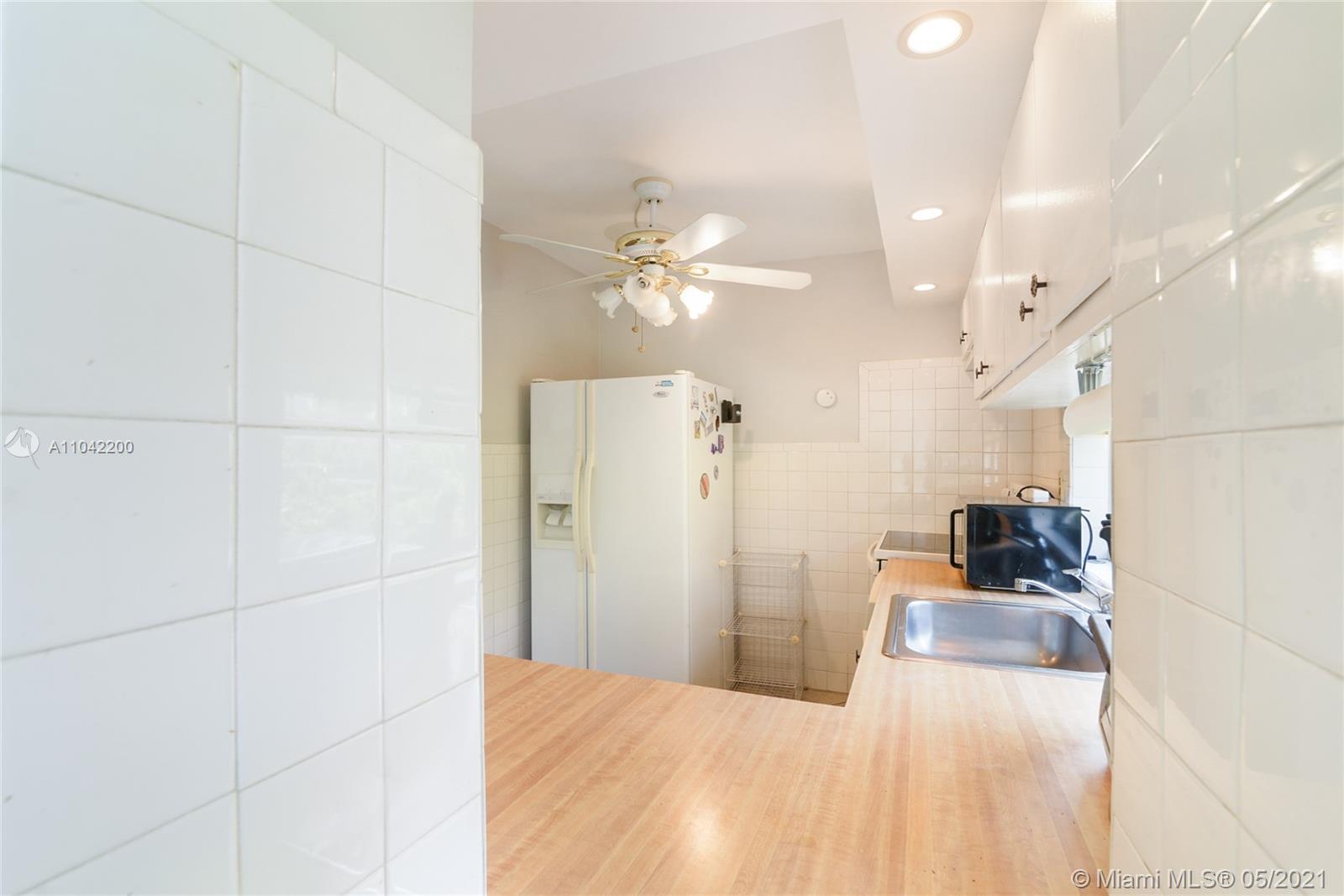Photo of 16919 Bay Rd #414, Sunny Isles Beach, Florida, 33160 -