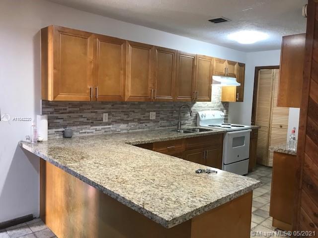 See details / 2267 sq. ft. $ 2021-05-13 0 Photo