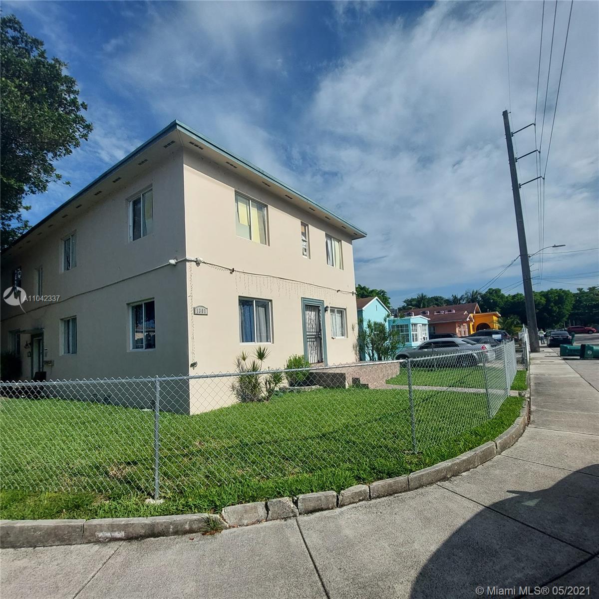 See details / 2949 sq. ft. $ 2021-05-14 0 Photo