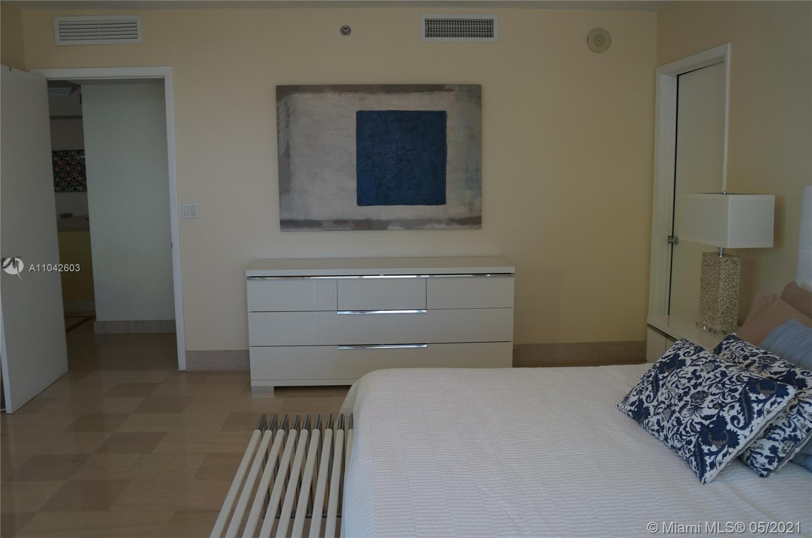 See details 1010 2 / 2 1782 sq. ft. $ 2021-05-14 0 Photo