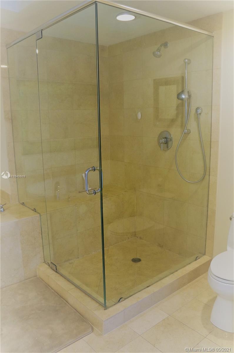 See details 1010 2 / 2 1782 sq. ft. $ 2021-05-14 0 Photo
