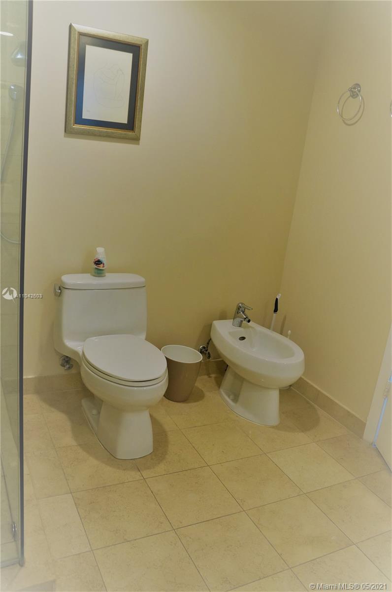 See details 1010 2 / 2 1782 sq. ft. $ 2021-05-14 0 Photo
