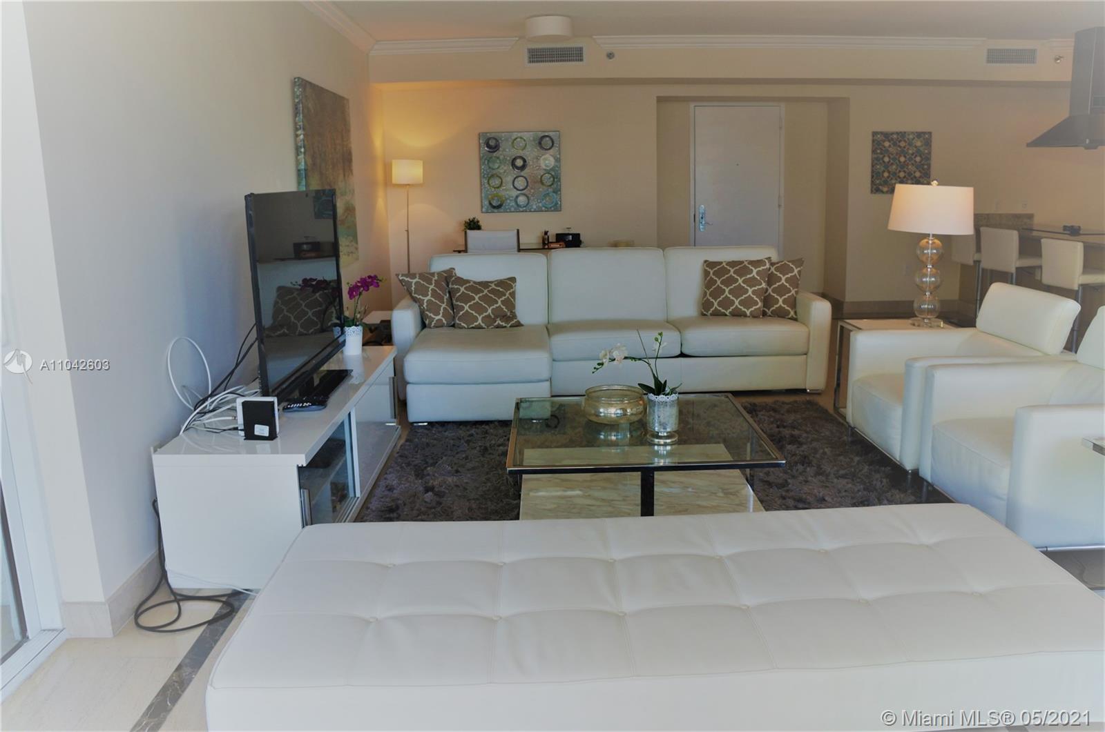 See details 1010 2 / 2 1782 sq. ft. $ 2021-05-14 0 Photo