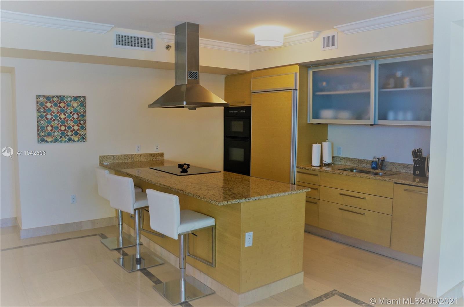 See details 1010 2 / 2 1782 sq. ft. $ 2021-05-14 0 Photo