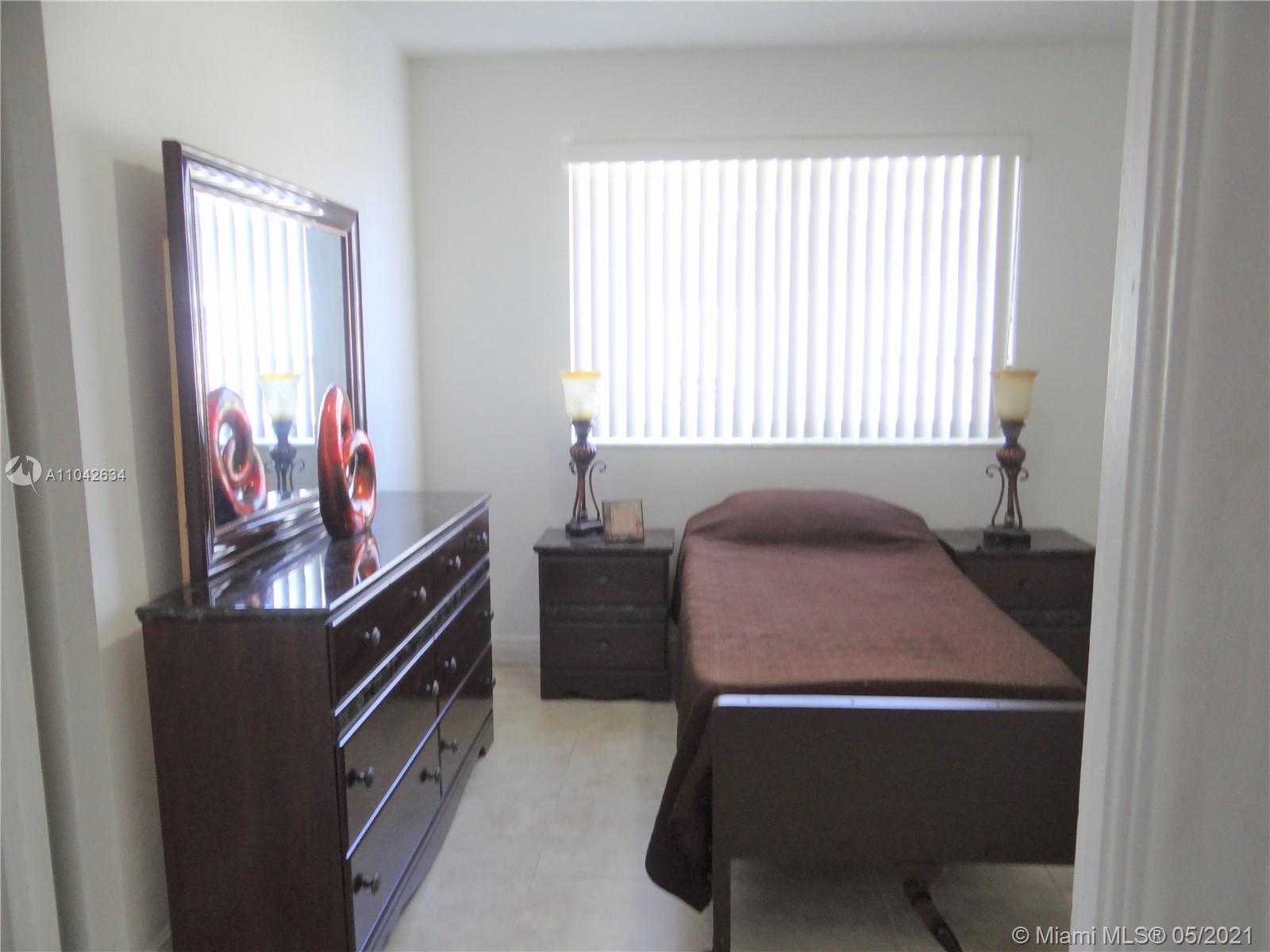 See details / 1897 sq. ft. $ 2021-05-14 0 Photo