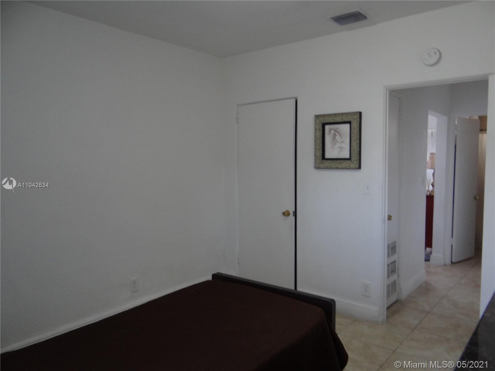 See details / 1897 sq. ft. $ 2021-05-14 0 Photo