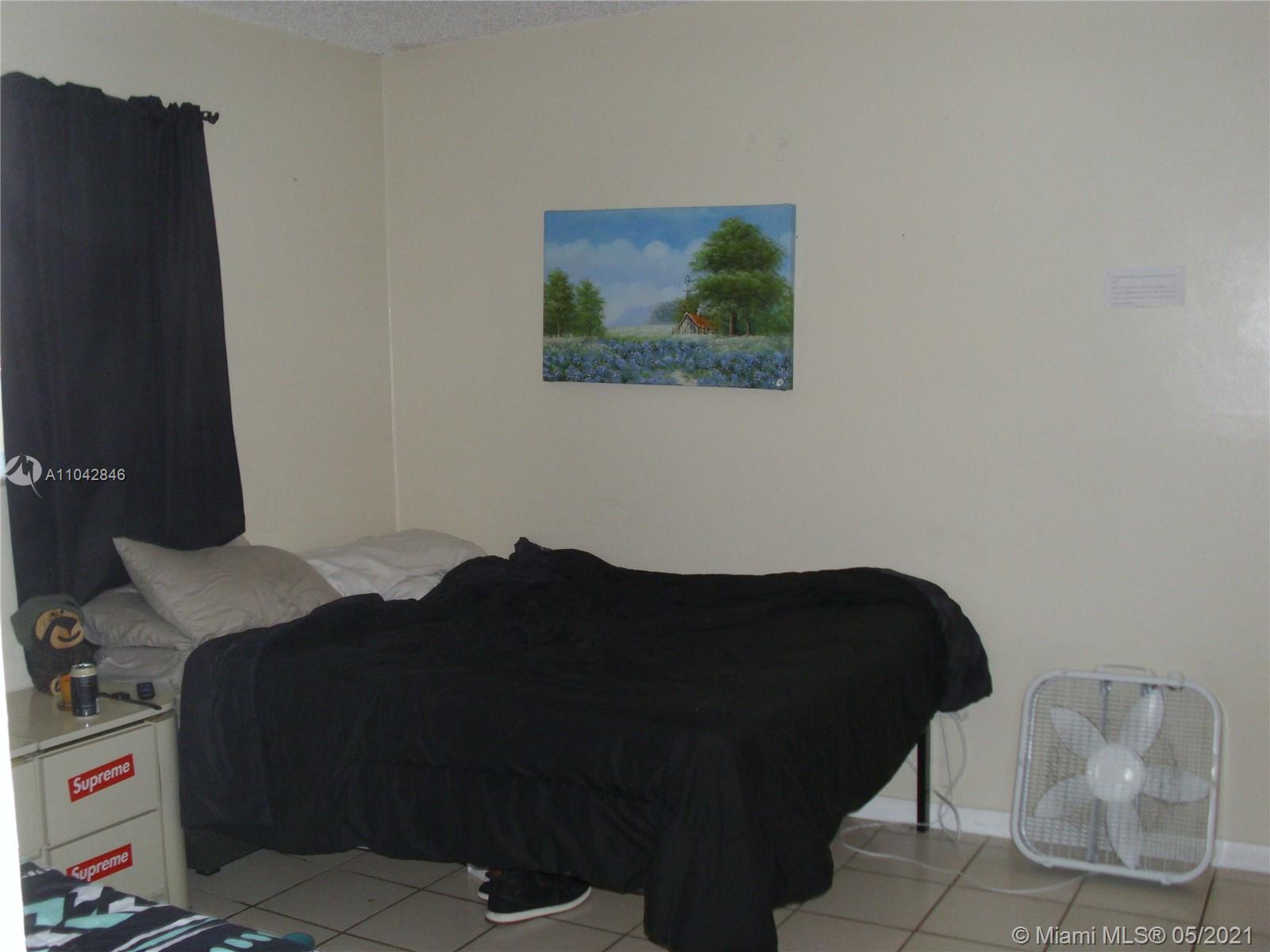 See details / 2467 sq. ft. $ 2021-06-04 0 Photo