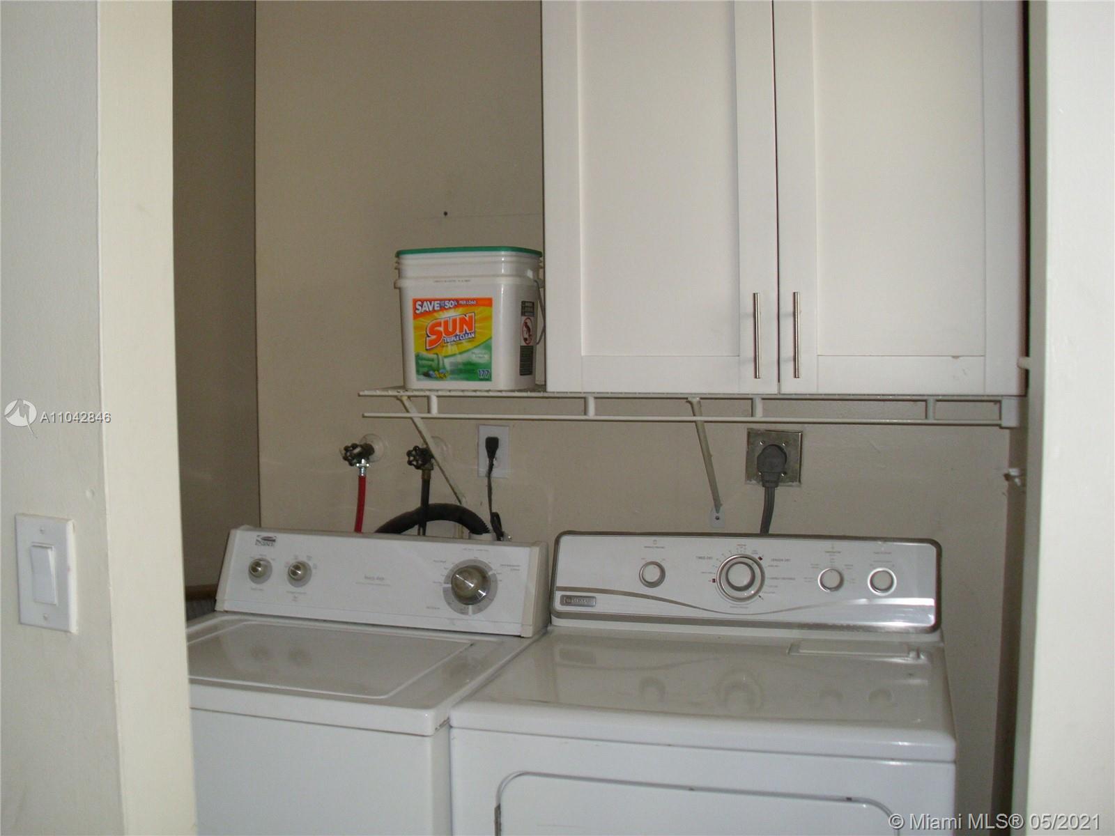 See details / 2467 sq. ft. $ 2021-06-04 0 Photo