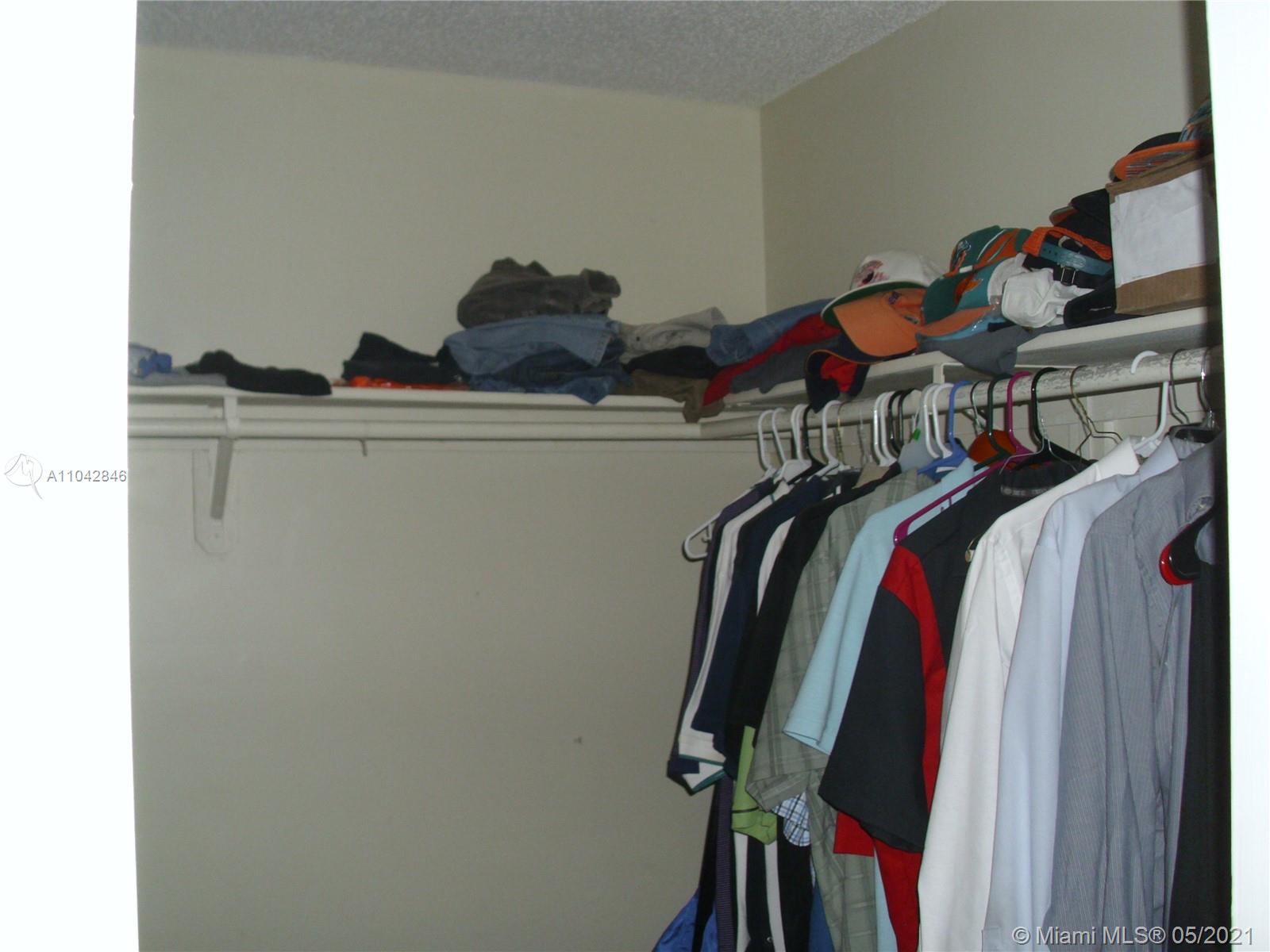 See details / 2467 sq. ft. $ 2021-06-04 0 Photo
