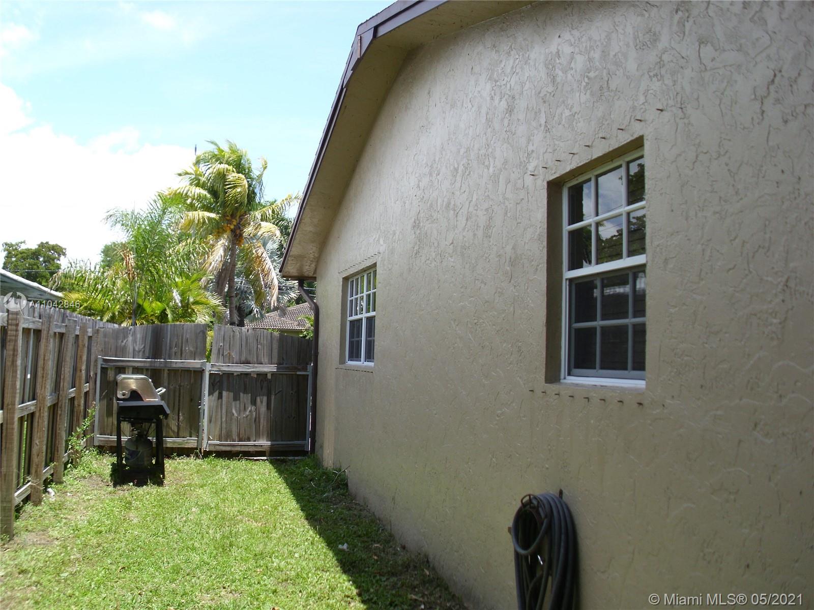 See details / 2467 sq. ft. $ 2021-06-04 0 Photo