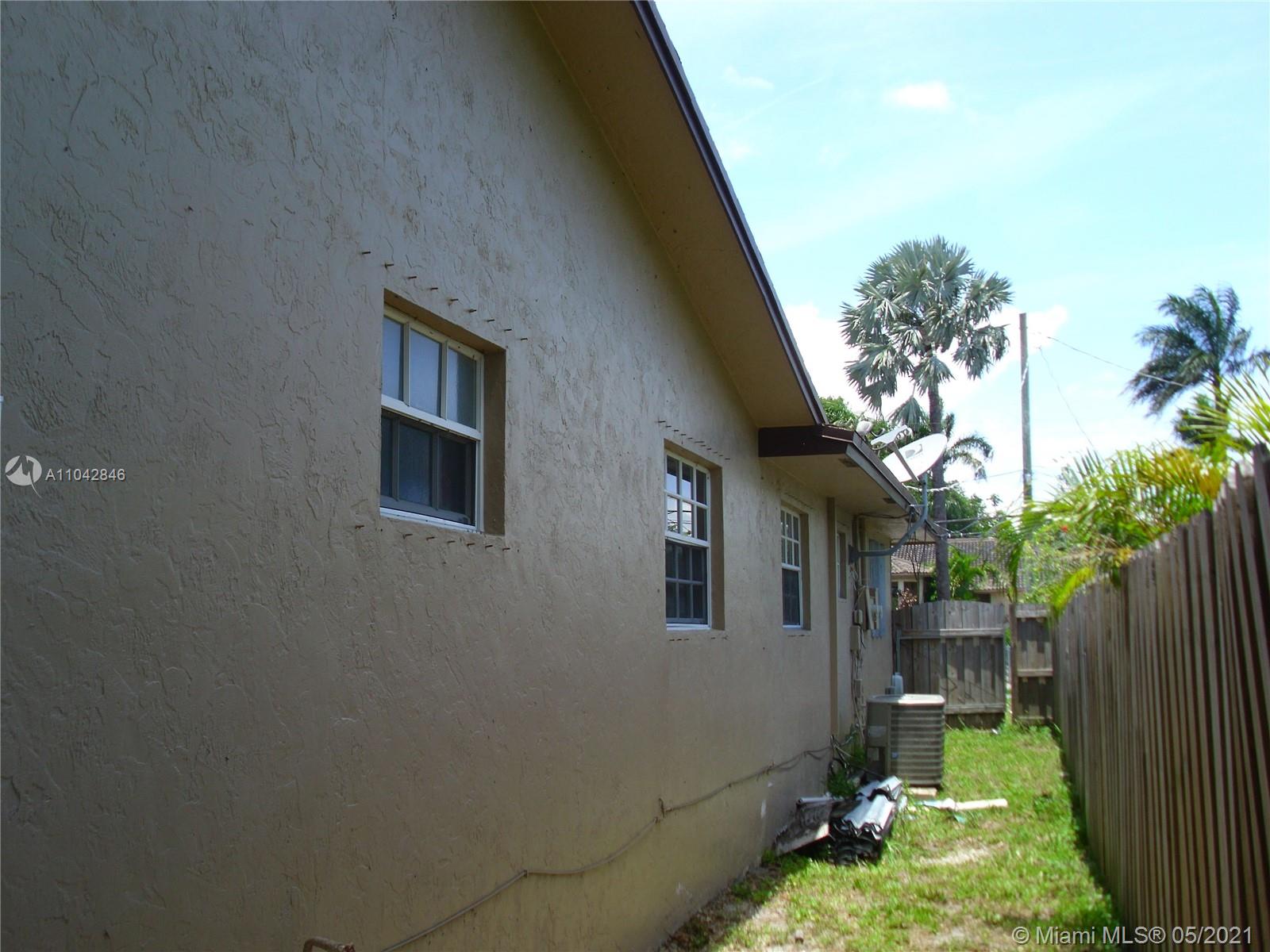 See details / 2467 sq. ft. $ 2021-06-04 0 Photo