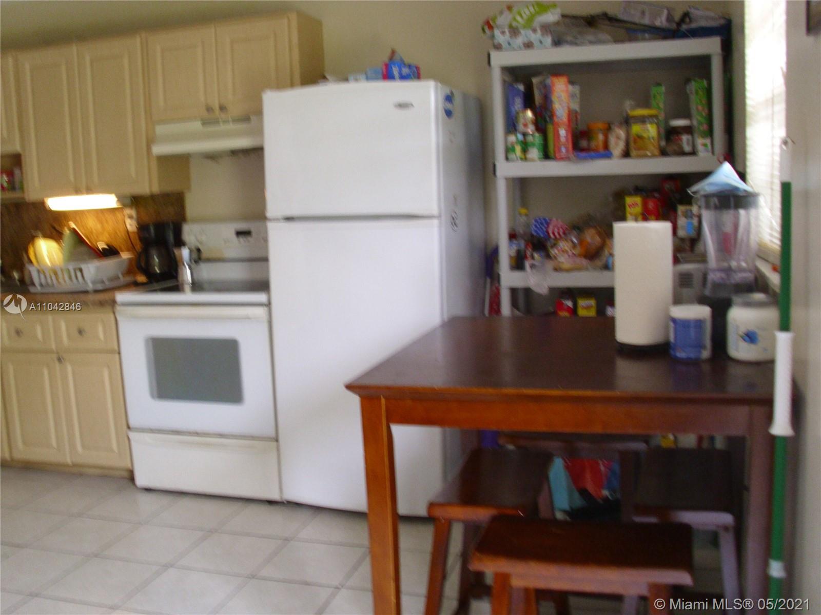 See details / 2467 sq. ft. $ 2021-06-04 0 Photo