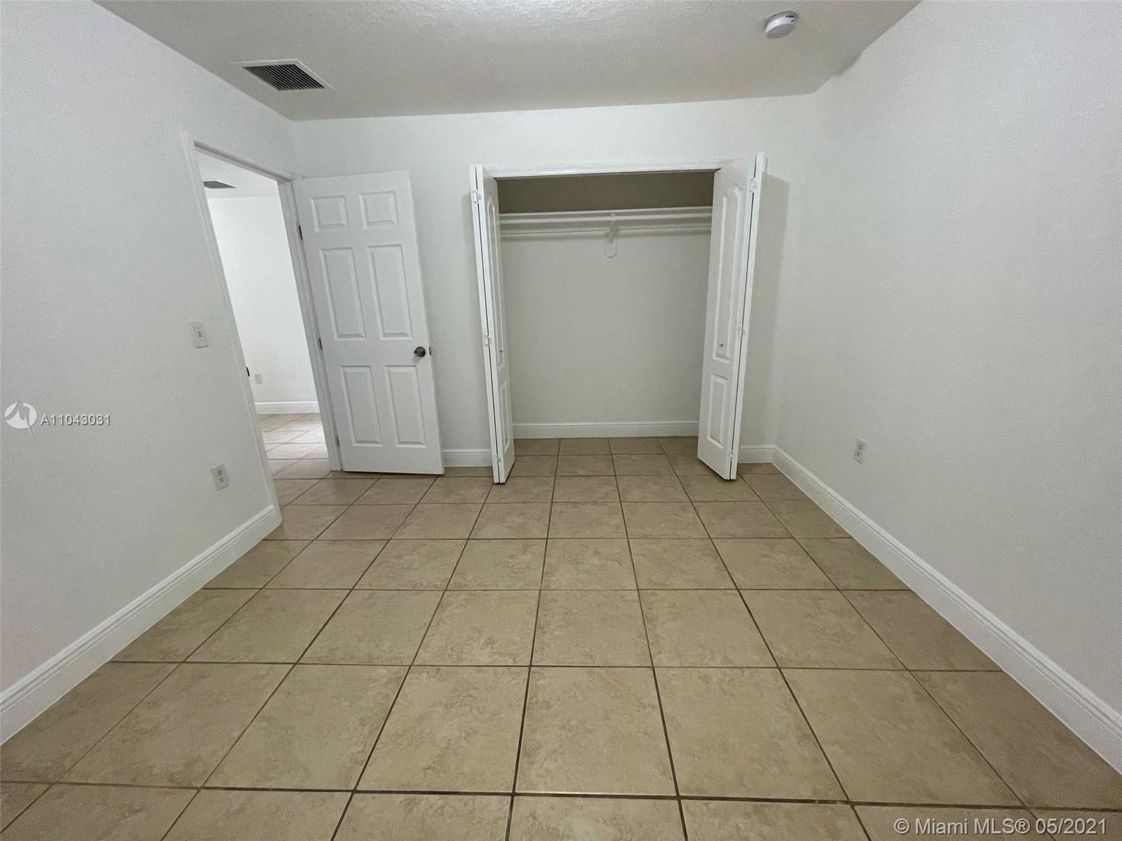 See details / 1400 sq. ft. $ 2021-05-16 0 Photo