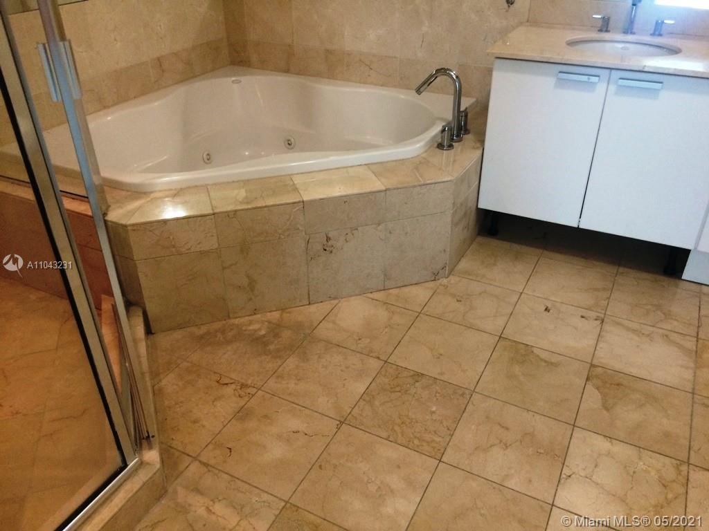Photo of 3131 188 ST #1-906, Aventura, Florida, 33180 -