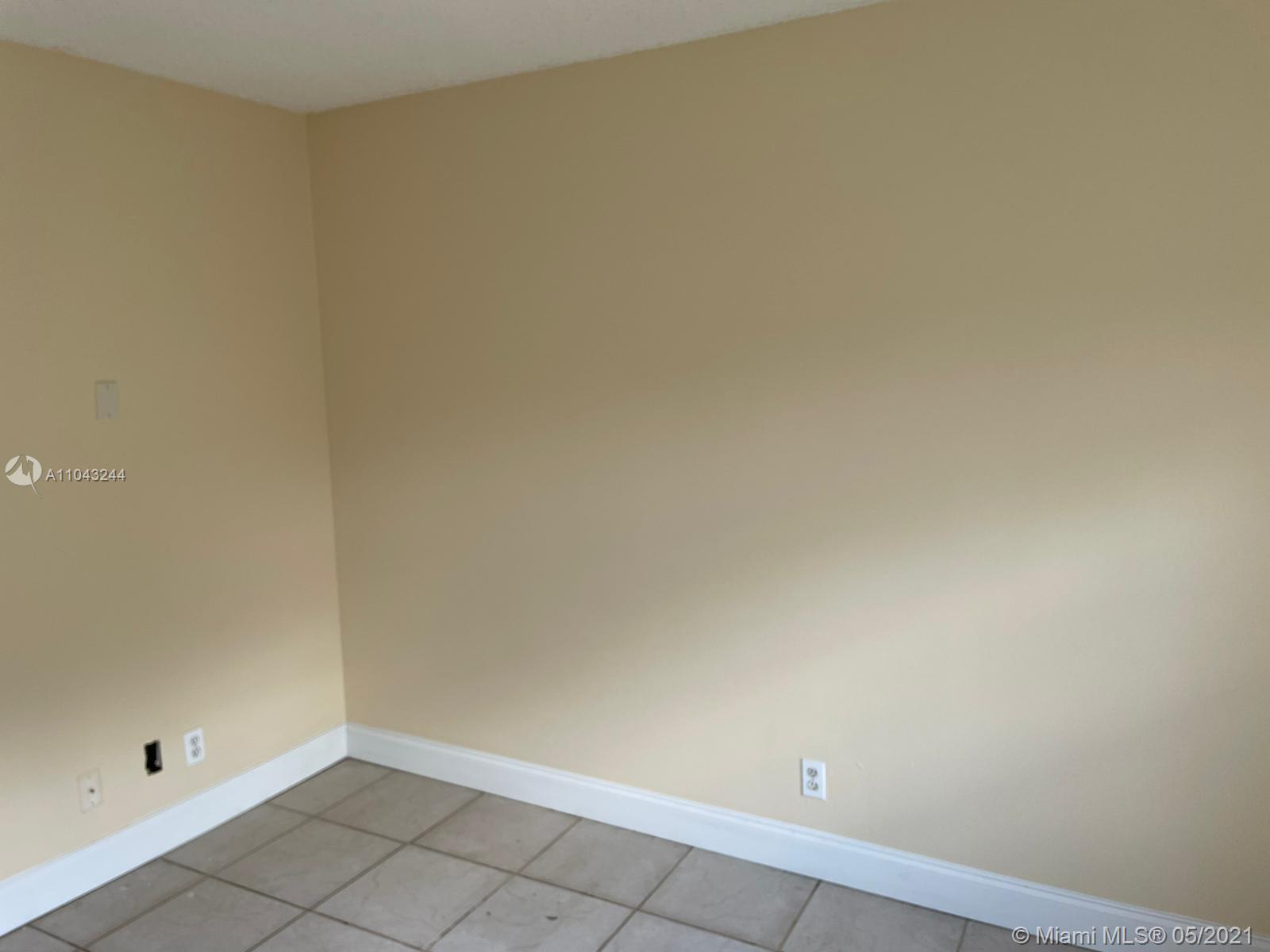 See details / 3844 sq. ft. $ 2021-05-17 0 Photo