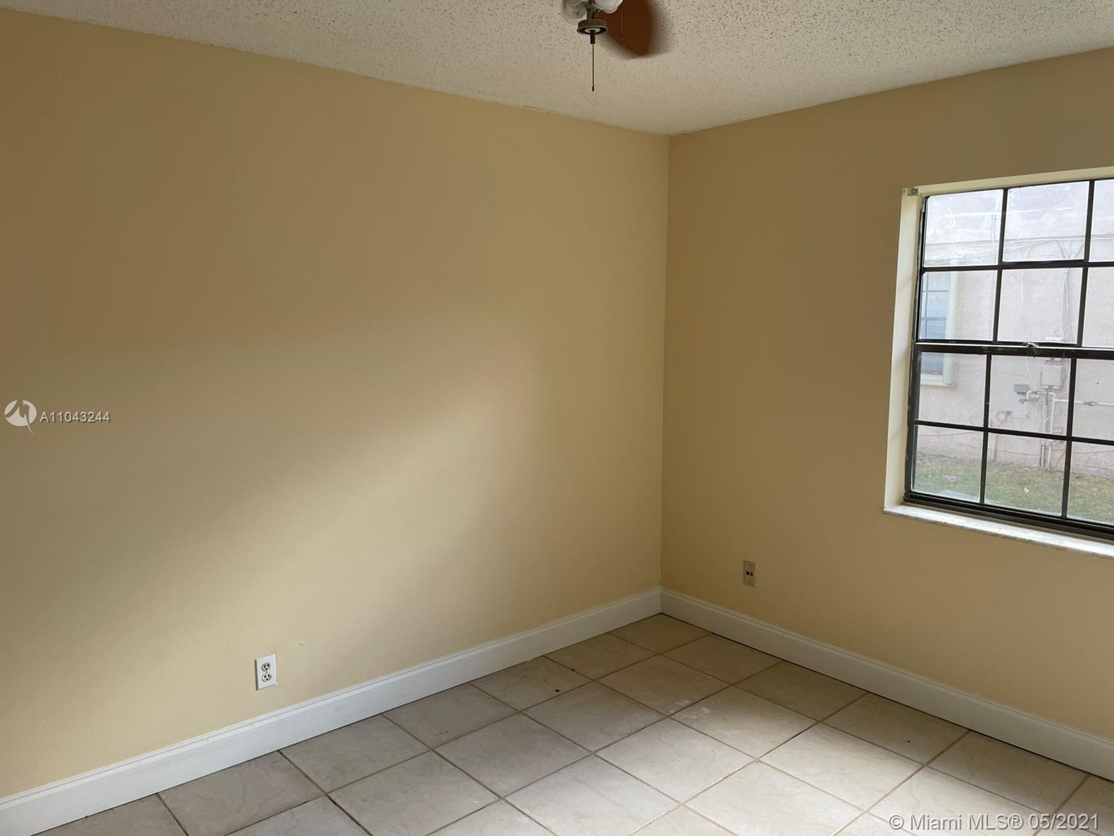 See details / 3844 sq. ft. $ 2021-05-17 0 Photo