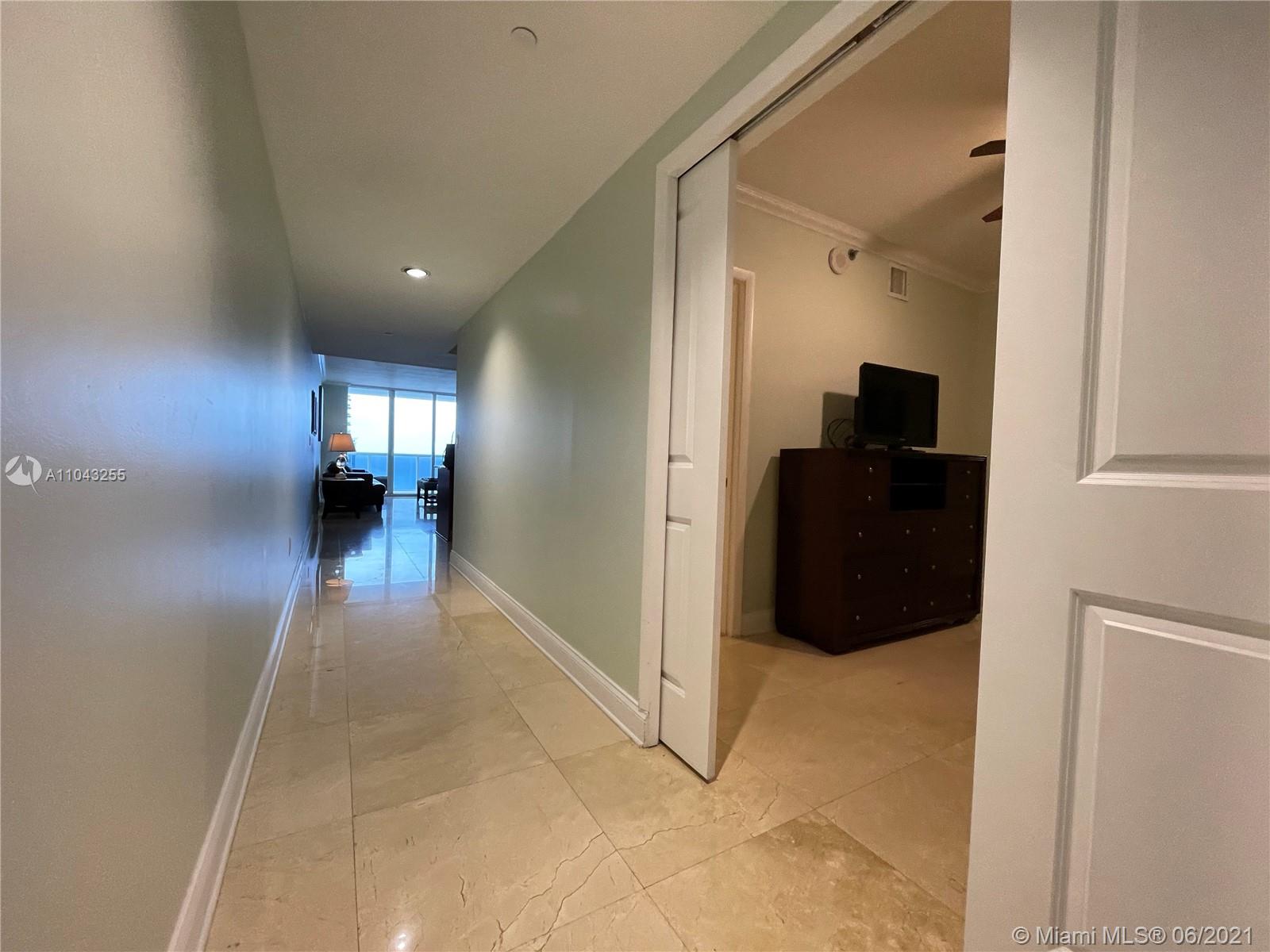 Ver detalles 3710 2 / 2 1337 sq. ft. $ 2021-05-17 0 foto