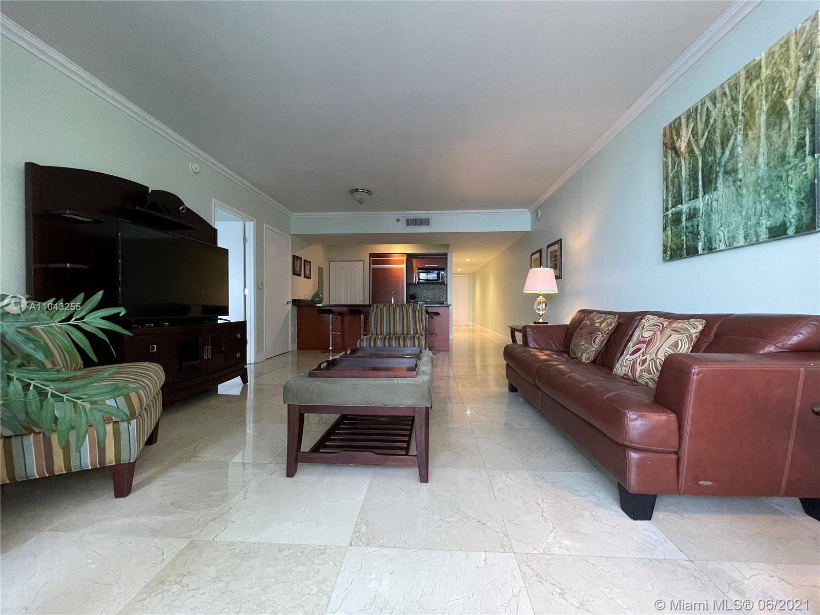 Ver detalles 3710 2 / 2 1337 sq. ft. $ 2021-05-17 0 foto