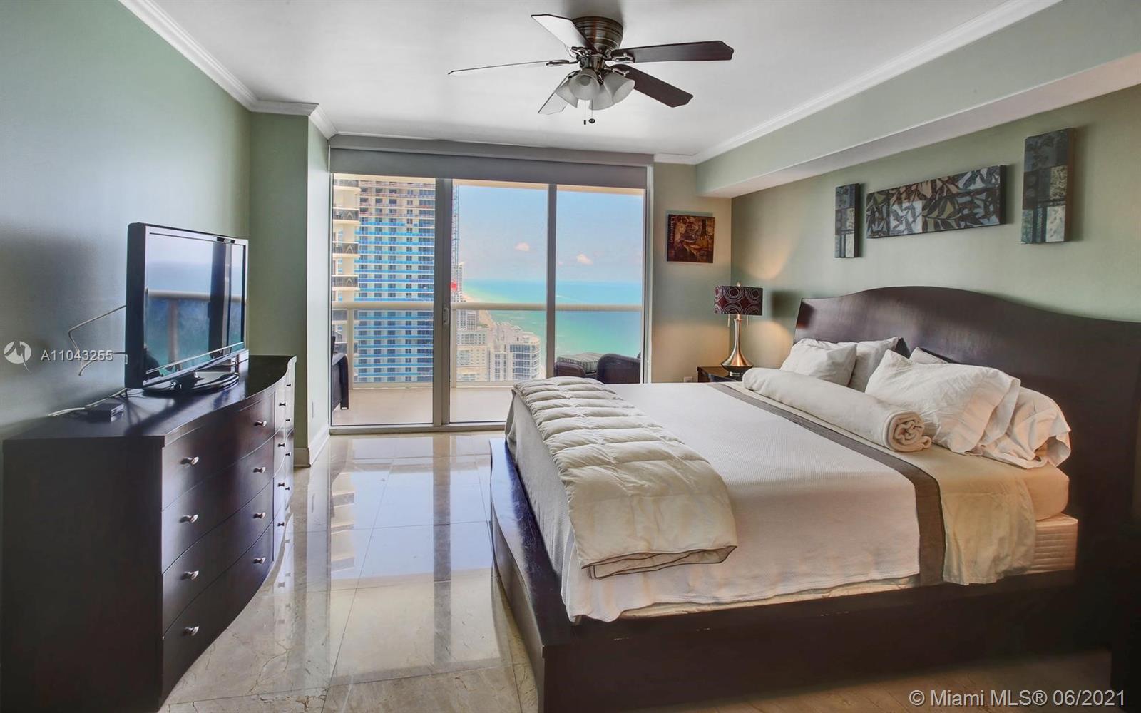 Ver detalles 3710 2 / 2 1337 sq. ft. $ 2021-05-17 0 foto