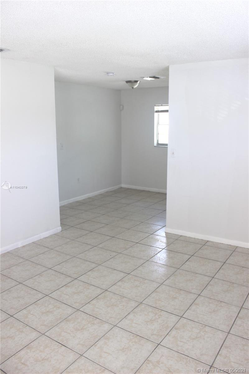 See details / 1560 sq. ft. $ 2021-05-17 0 Photo