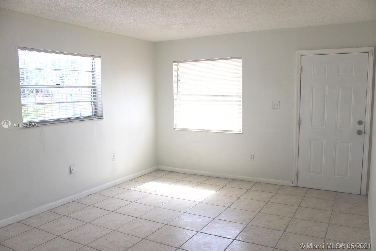 See details / 1560 sq. ft. $ 2021-05-17 0 Photo