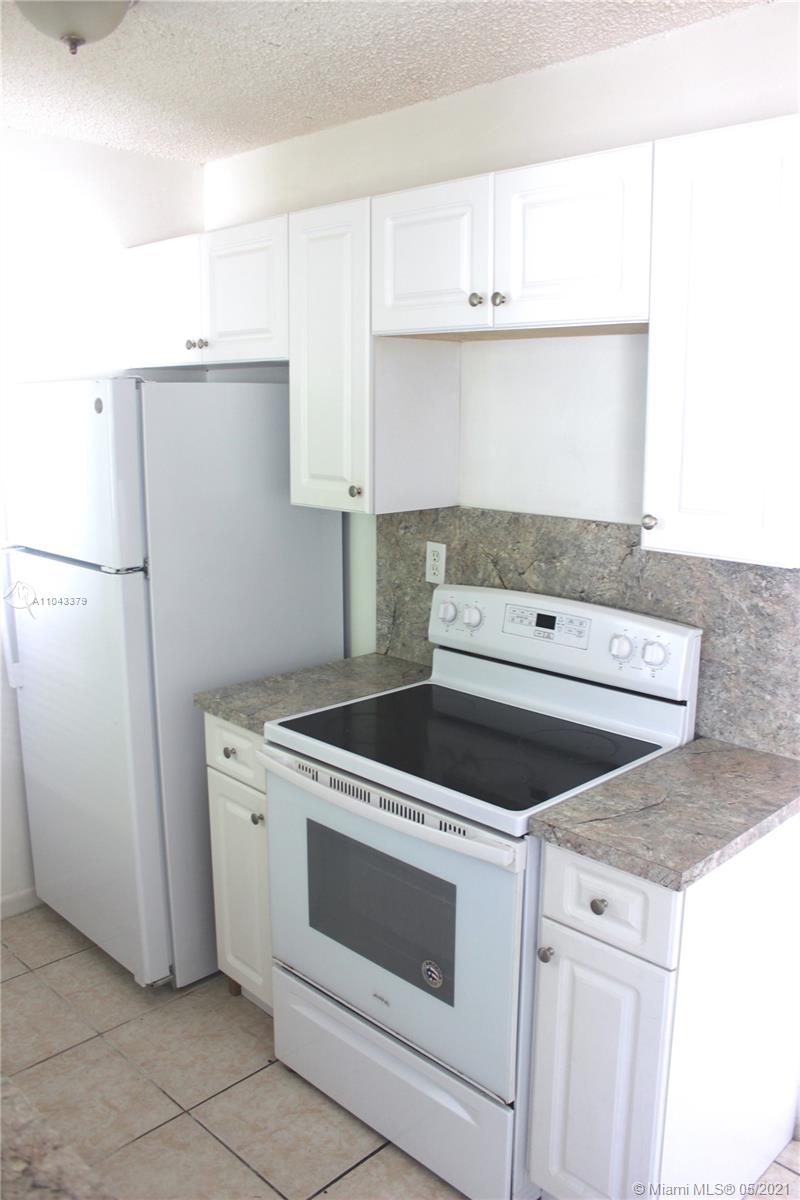 See details / 1560 sq. ft. $ 2021-05-17 0 Photo