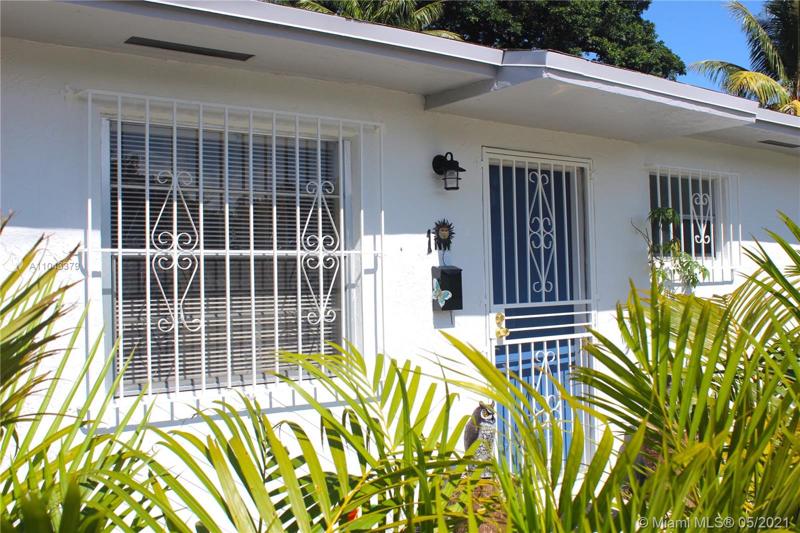 See details / 1560 sq. ft. $ 2021-05-17 0 Photo