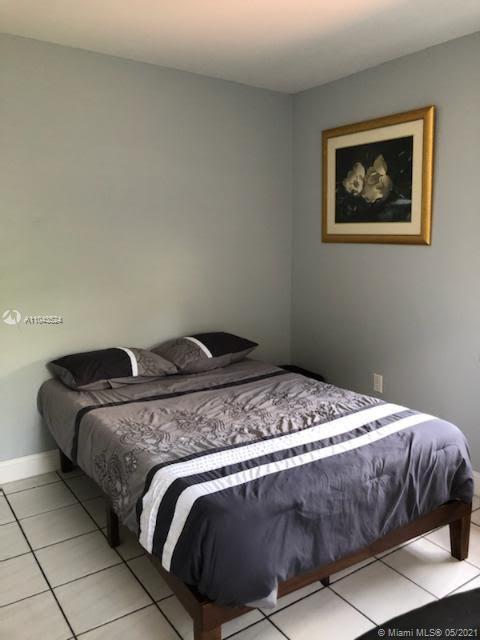 See details / 1952 sq. ft. $ 2021-05-17 0 Photo