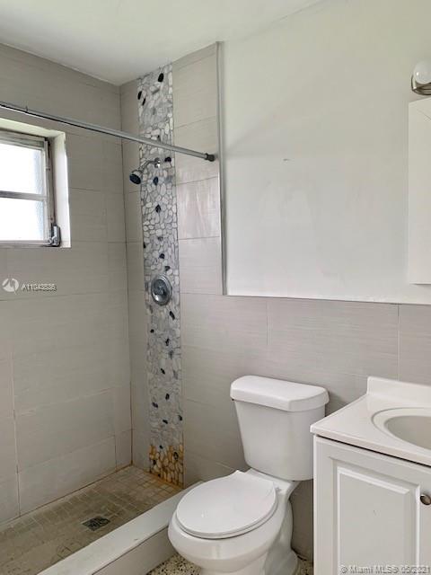 See details / 2349 sq. ft. $ 2021-05-17 0 Photo