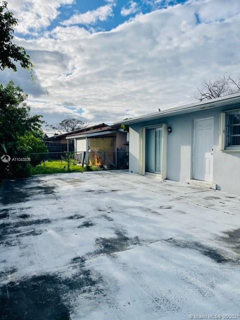 See details / 2349 sq. ft. $ 2021-05-17 0 Photo