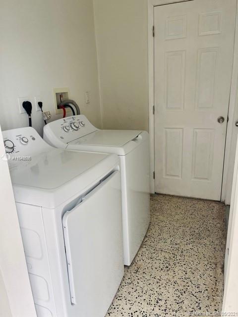 See details / 2349 sq. ft. $ 2021-05-17 0 Photo