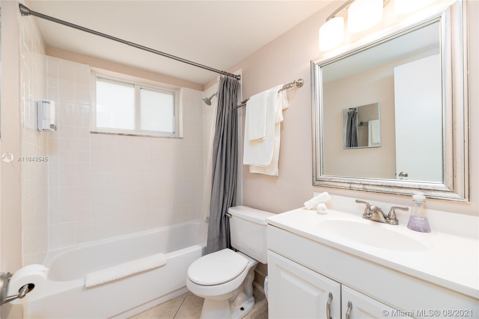 See details / 2377 sq. ft. $ 2021-05-17 0 Photo