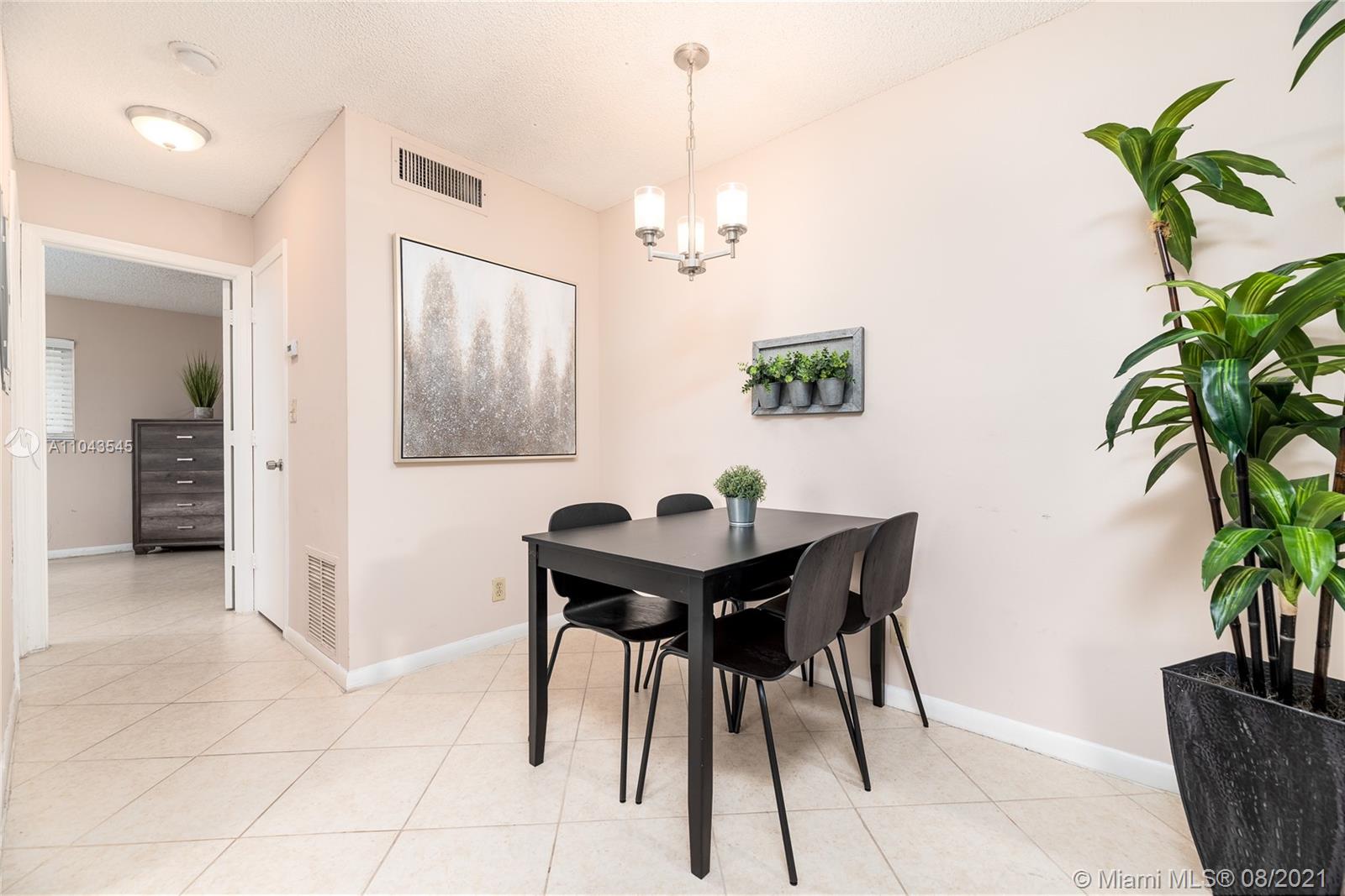 See details / 2377 sq. ft. $ 2021-05-17 0 Photo