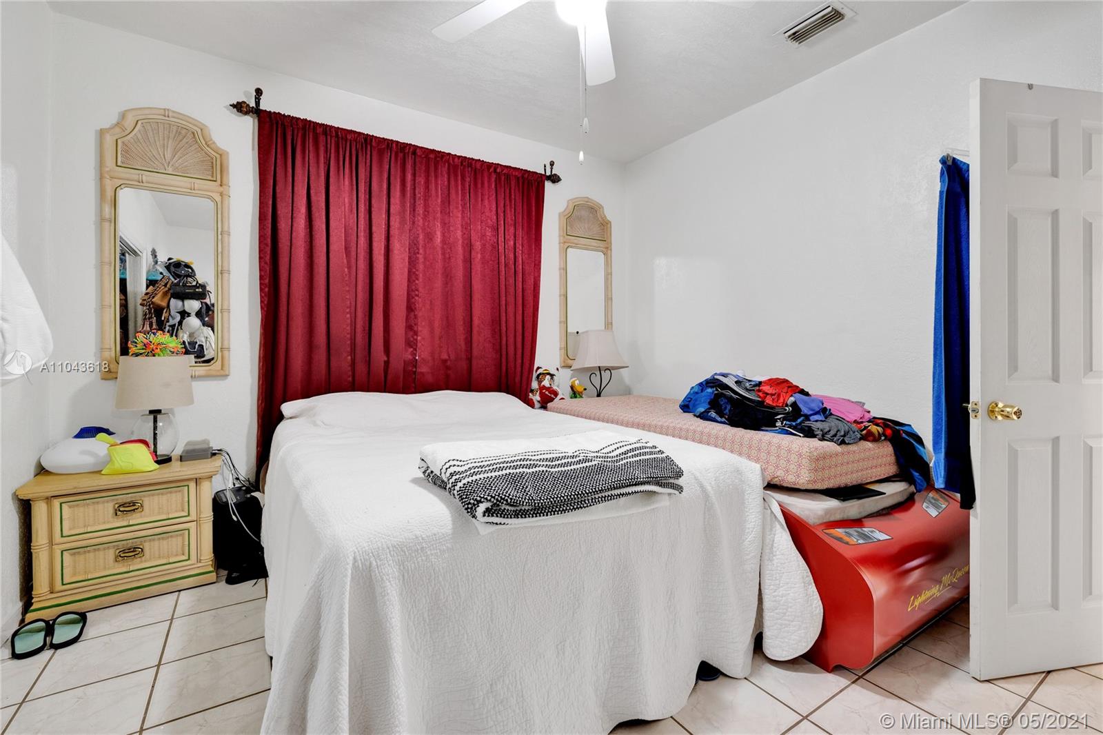 See details / 2193 sq. ft. $ 2021-05-17 0 Photo