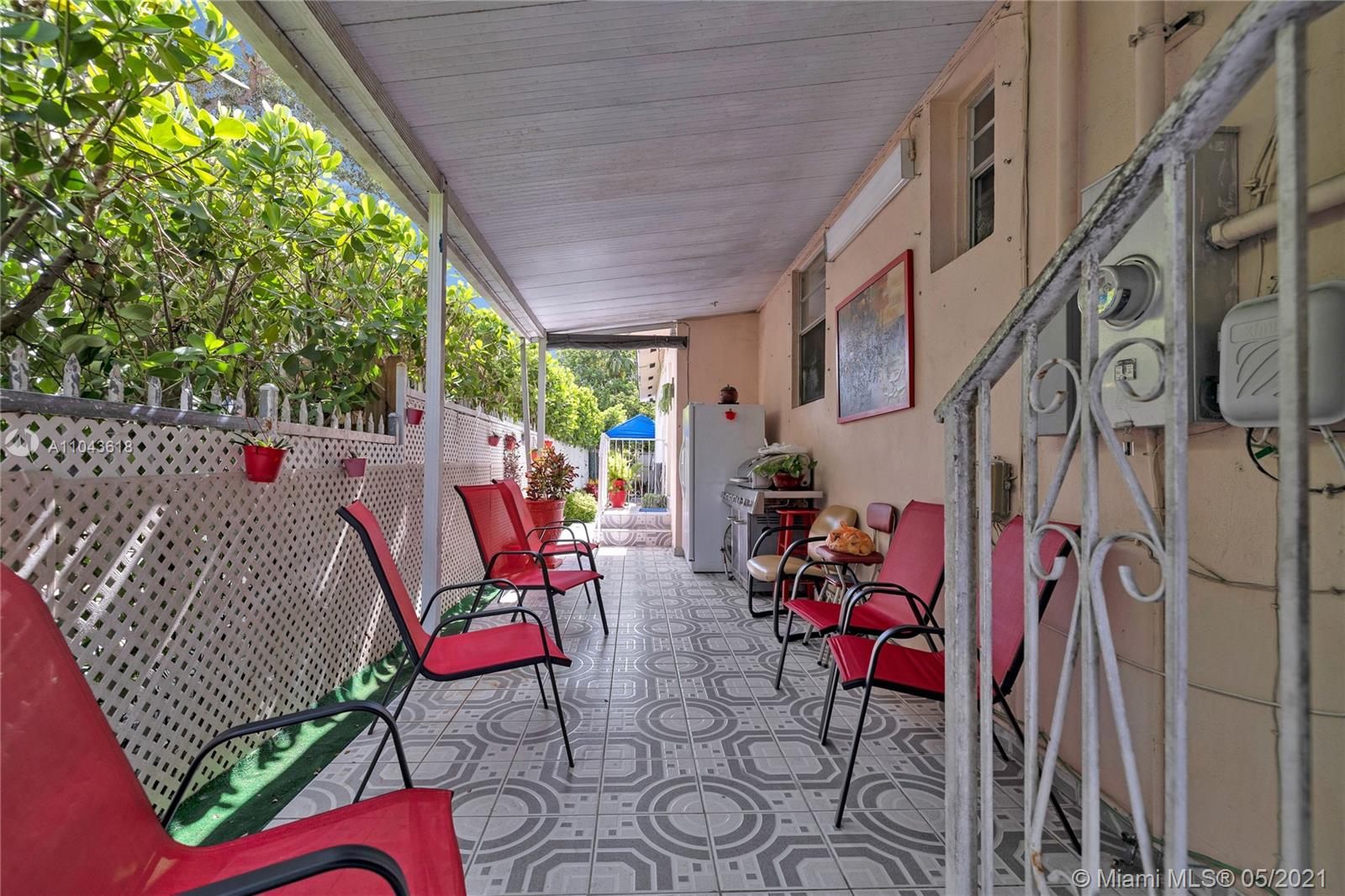 See details / 2193 sq. ft. $ 2021-05-17 0 Photo