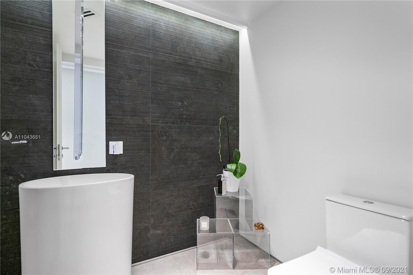 Photo of 3201 183rd St #2507, Aventura, Florida, 33160 -