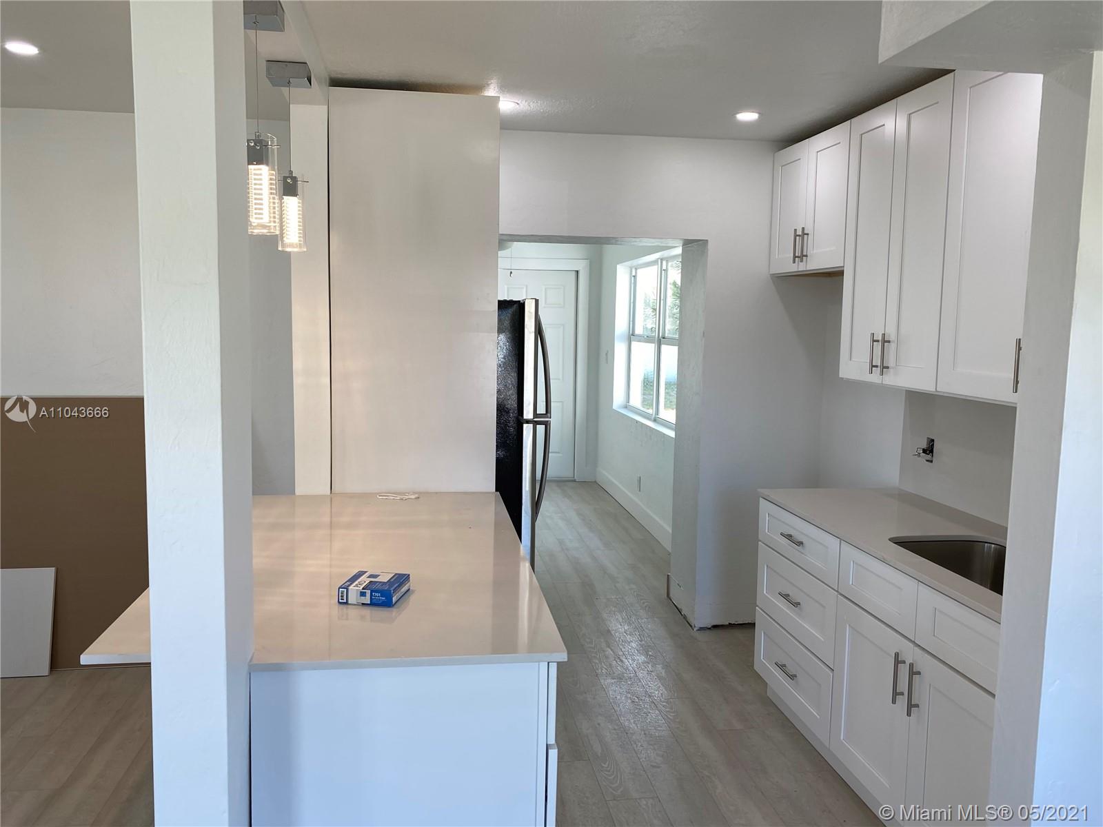 See details / 1452 sq. ft. $ 2021-05-17 0 Photo