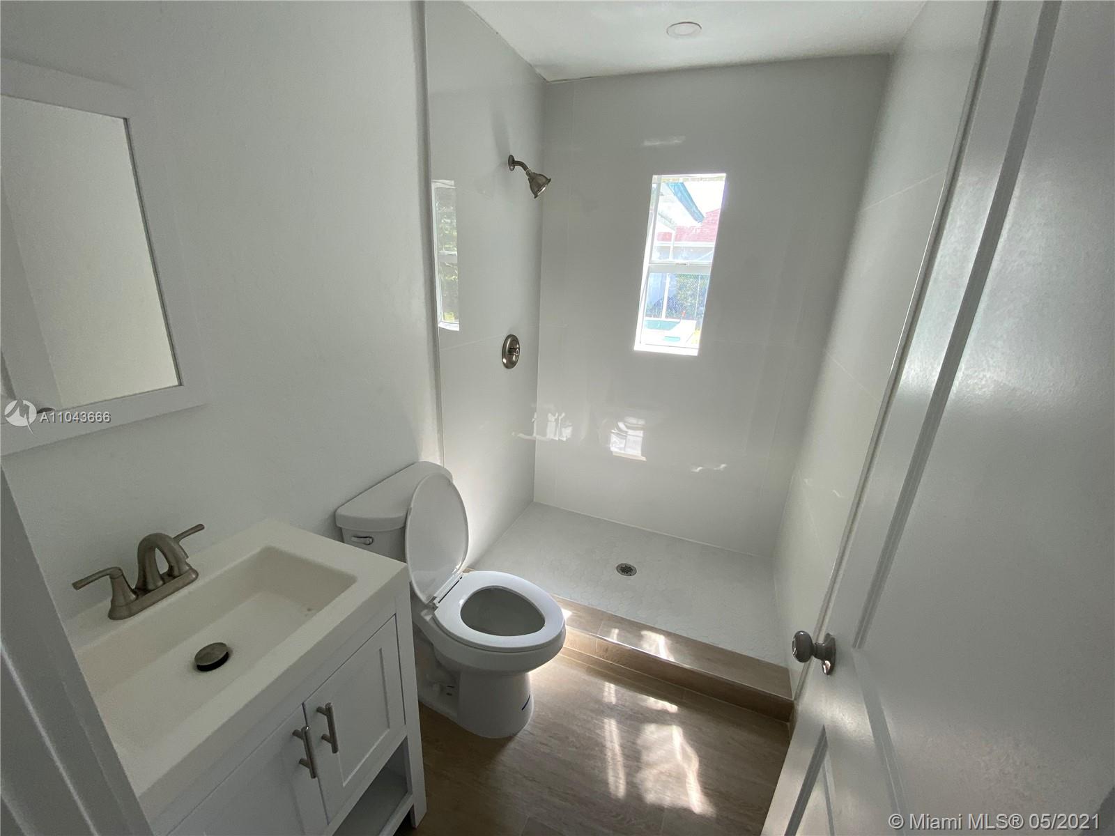 See details / 1452 sq. ft. $ 2021-05-17 0 Photo