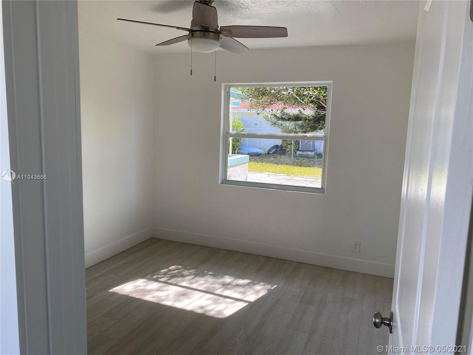 See details / 1452 sq. ft. $ 2021-05-17 0 Photo